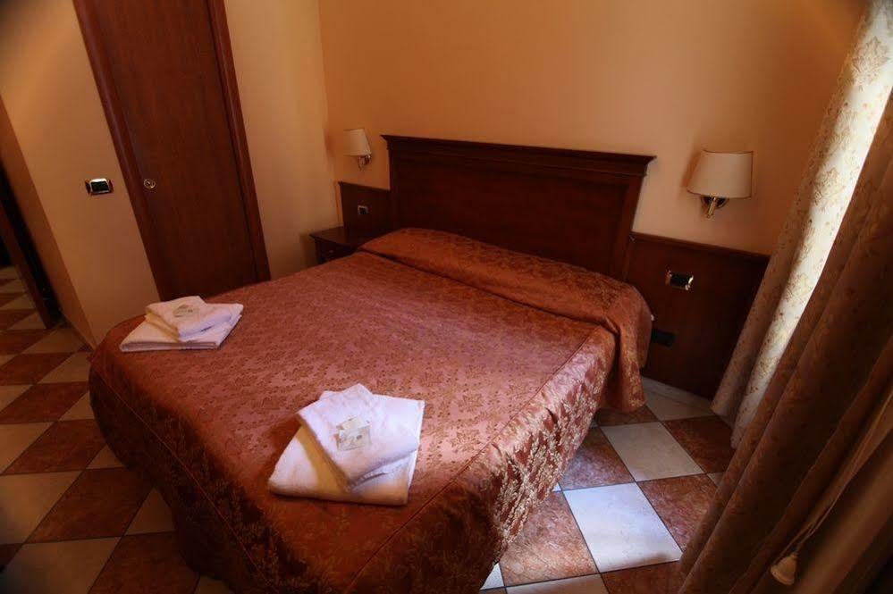 Hotel Hollywood Rome Extérieur photo