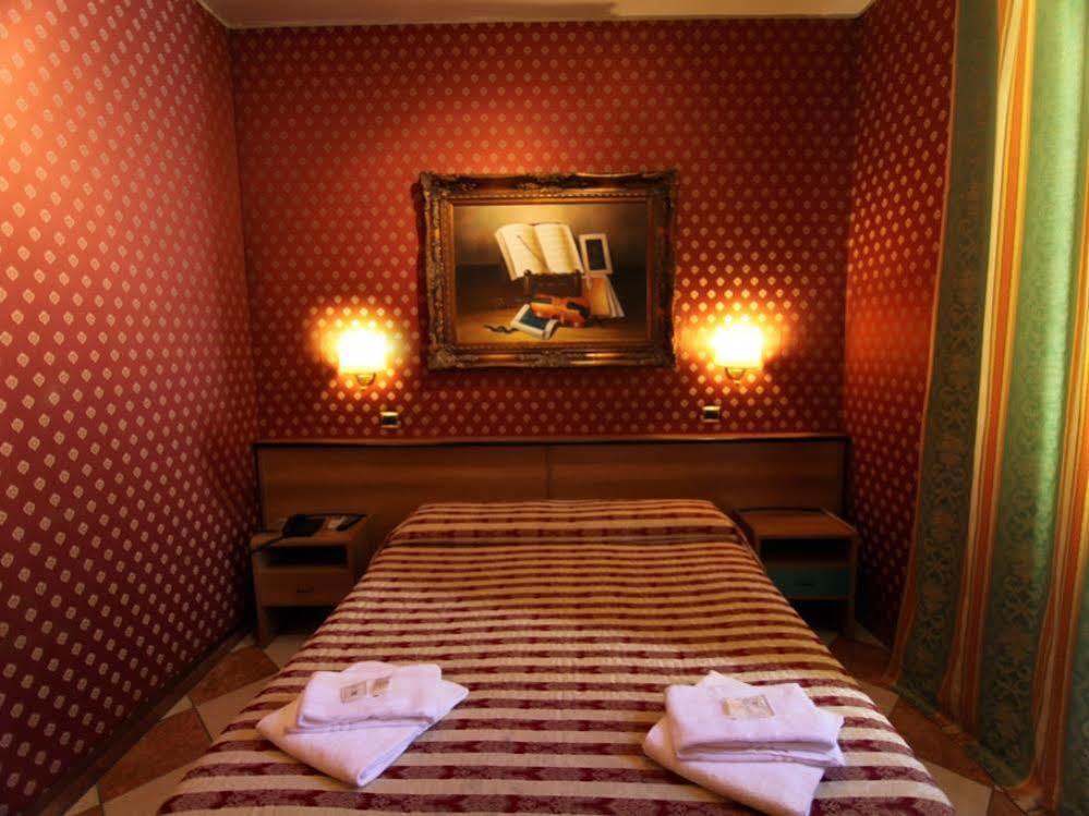 Hotel Hollywood Rome Extérieur photo